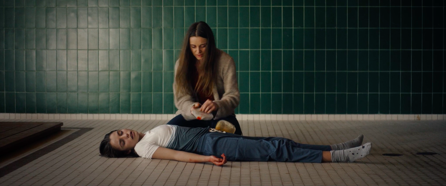 Queen of Spades still 5